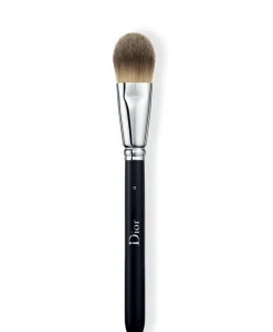 Backstage Foundation Brush
