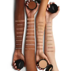 BarePRO 24H Skin-Perfecting Pressed Powder