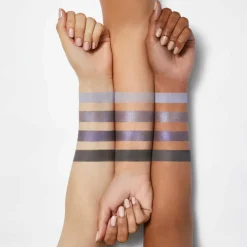 Bite-Size Eyeshadow