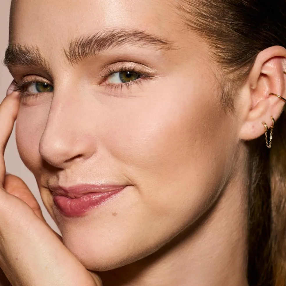 Bright Fix Instant Brightening + Blurring Powder