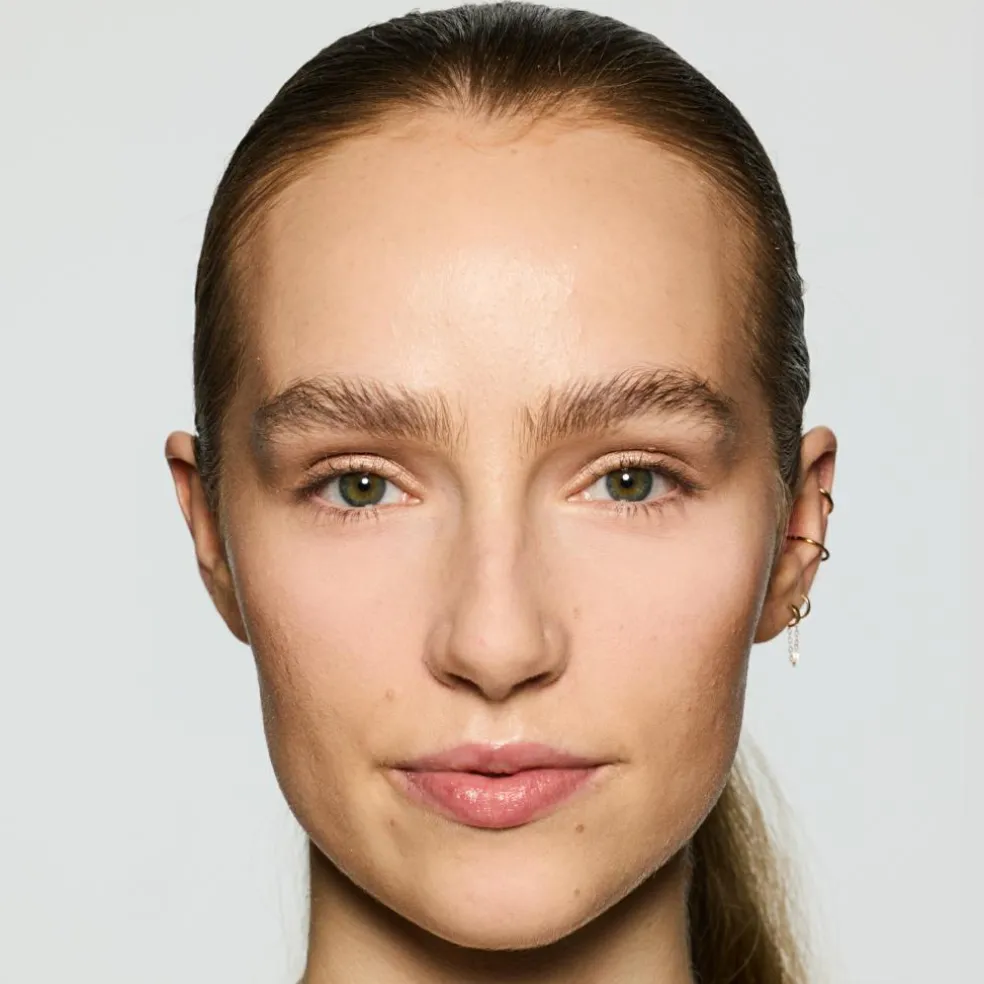 Bright Fix Instant Brightening + Blurring Powder
