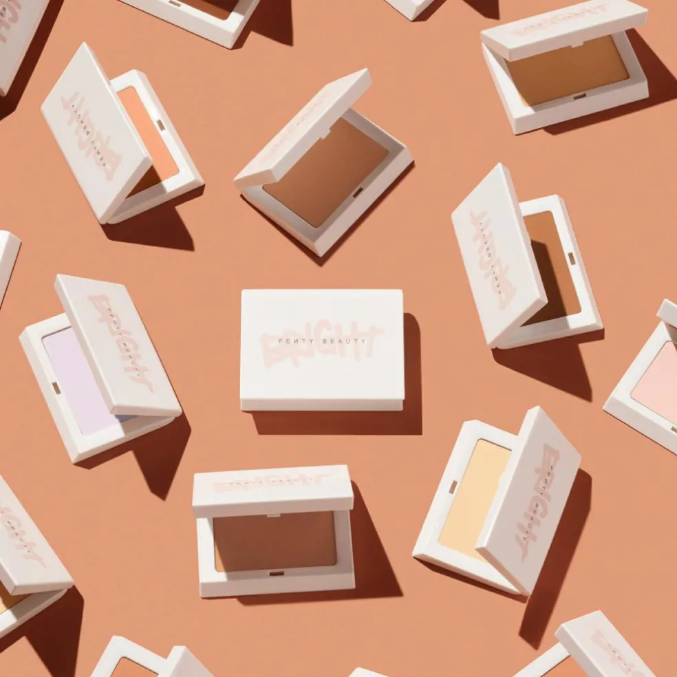 Bright Fix Instant Brightening + Blurring Powder