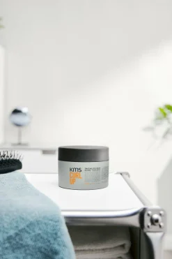 CurlUp Twisting Style Balm