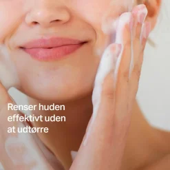 Face 61 Cleansing Foam