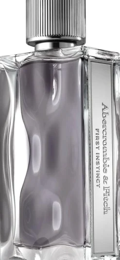 First Instinct Men Eau de Toilette