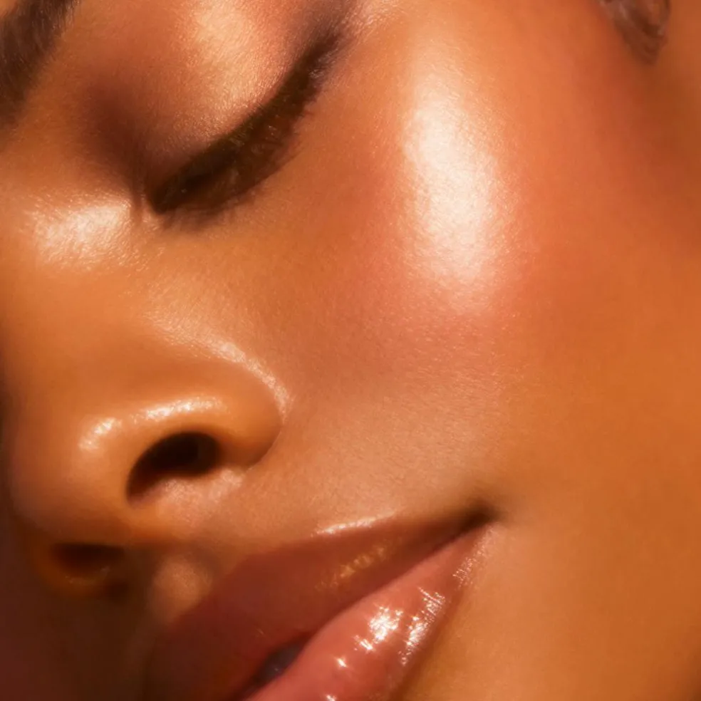 Halo Glow Blush Beauty Wand