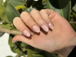 Instant Pro Press-on Manicure