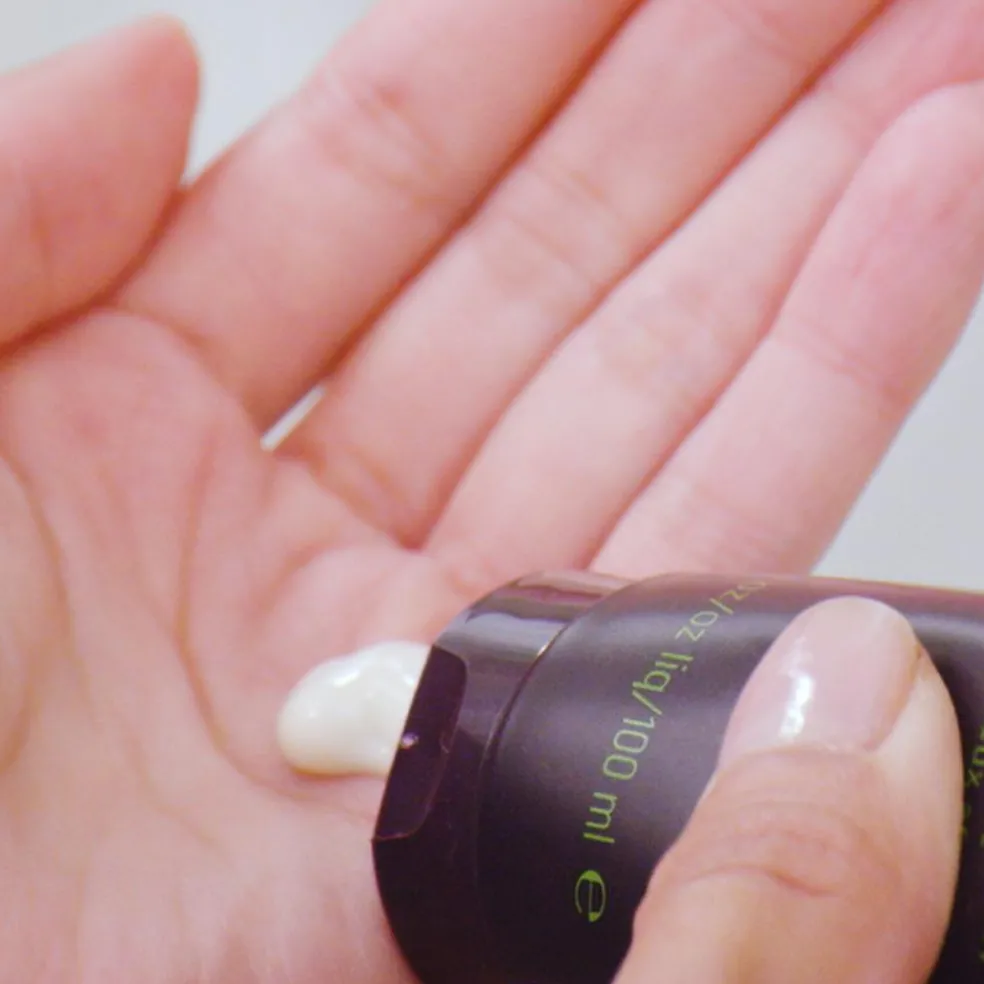 Invati Ultra Advanced Fortifying LeaveIn Treatment