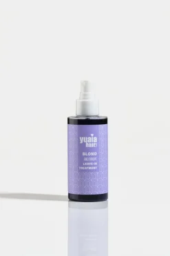 Leave-in spray