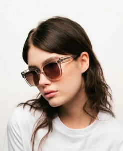Liv Solbriller