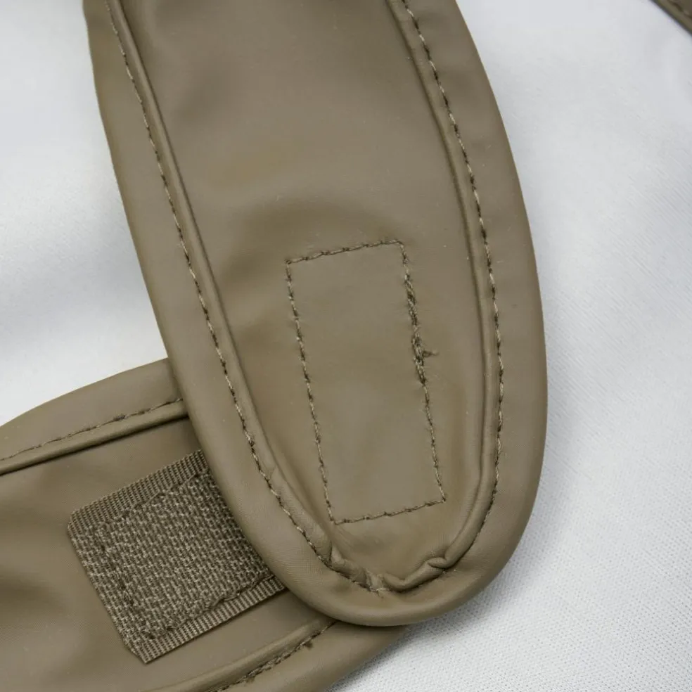 PU Bib