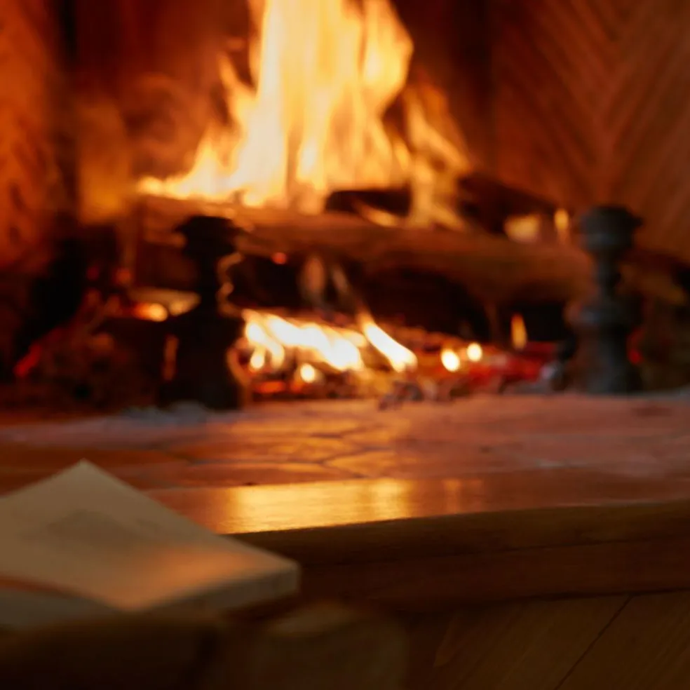 Replica By The Fire Place Eau de Toilette