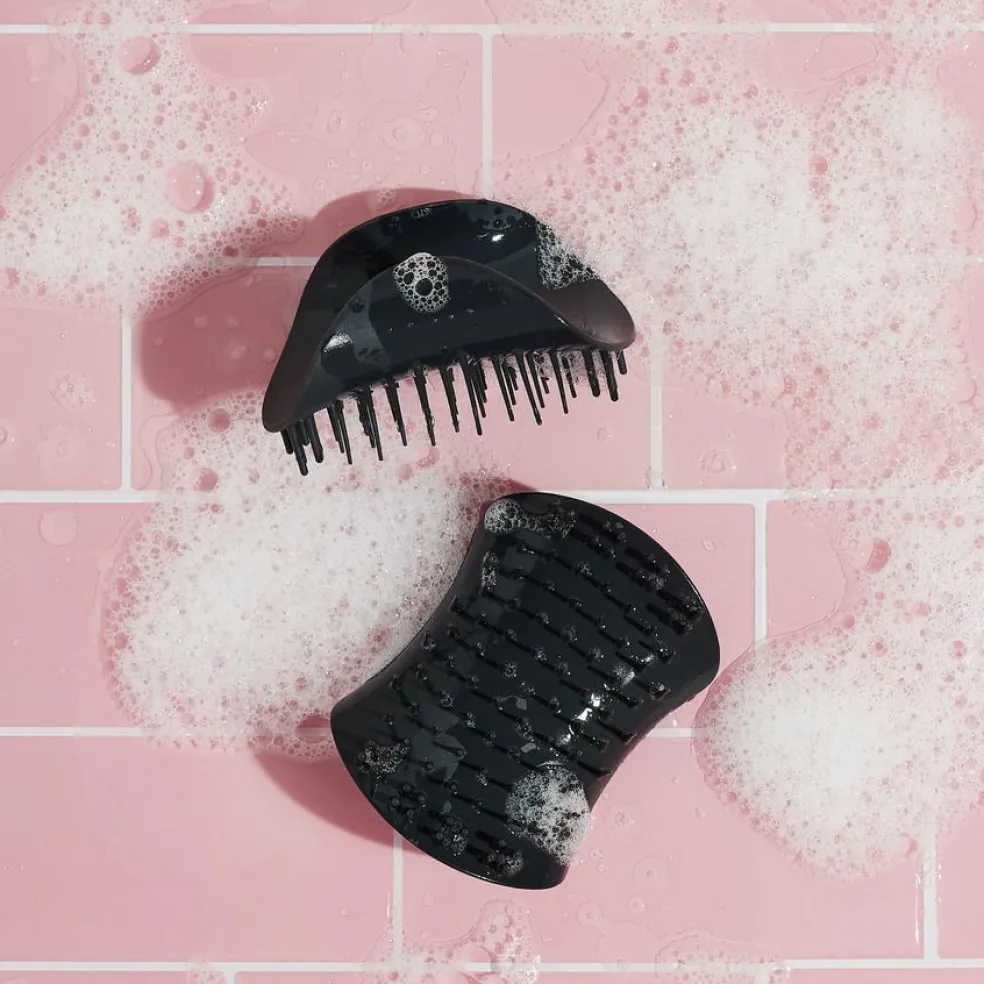 Scalp Brush