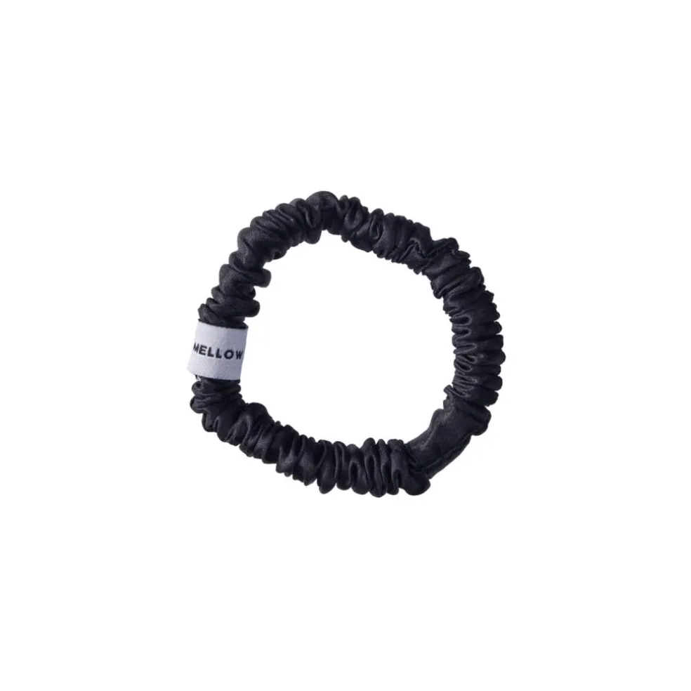 Silke Scrunchie 01
