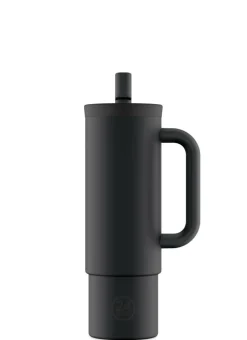 Straw Cup Tuxedo