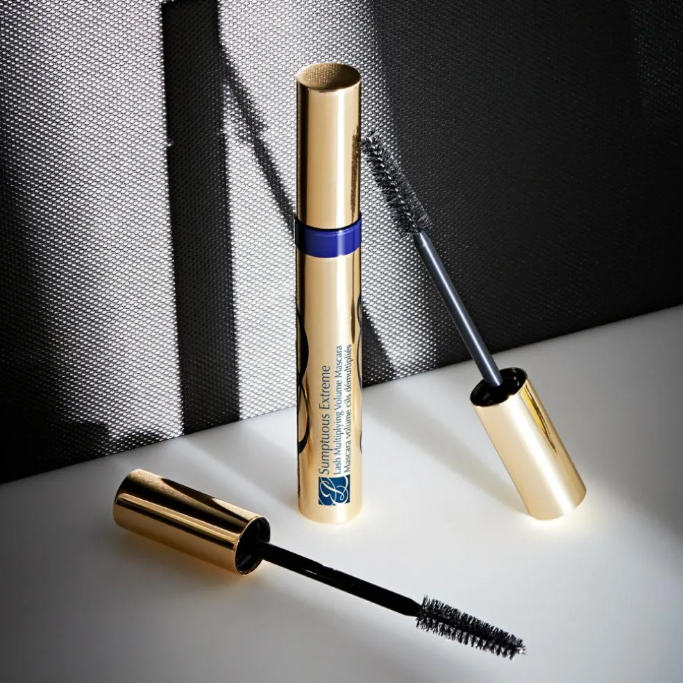 Sumptuous Extreme Lash Multiplying Volume Mascara