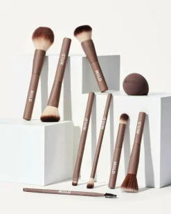 The Complexion Buffer Brush