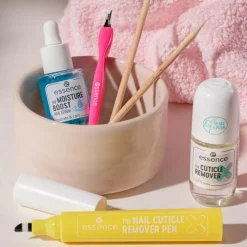 The Cuticle Remover