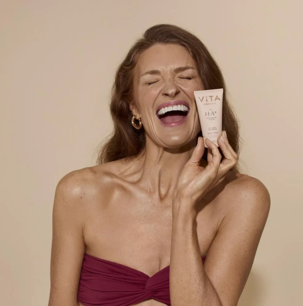 The HA+ Deep Moisture Face Tan